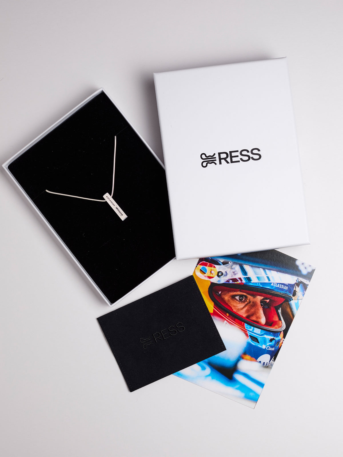 Carlos Sainz Pendant